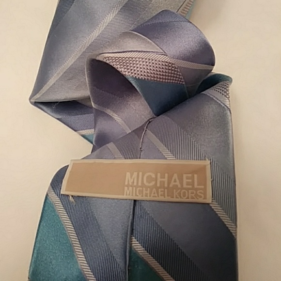 MICHAEL KORS SILK TIE - Picture 3 of 3